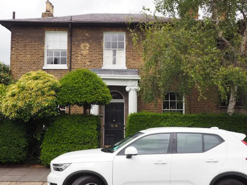 Traditional style in Greenwich, A1484 (photo 1)