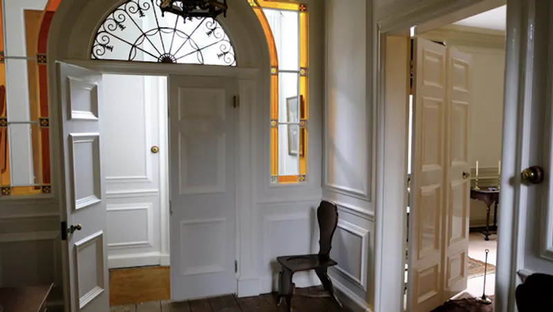 Historic Rochester townhouse, A1486 (photo 2)