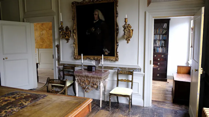 Historic Rochester townhouse, A1486 (photo 9)
