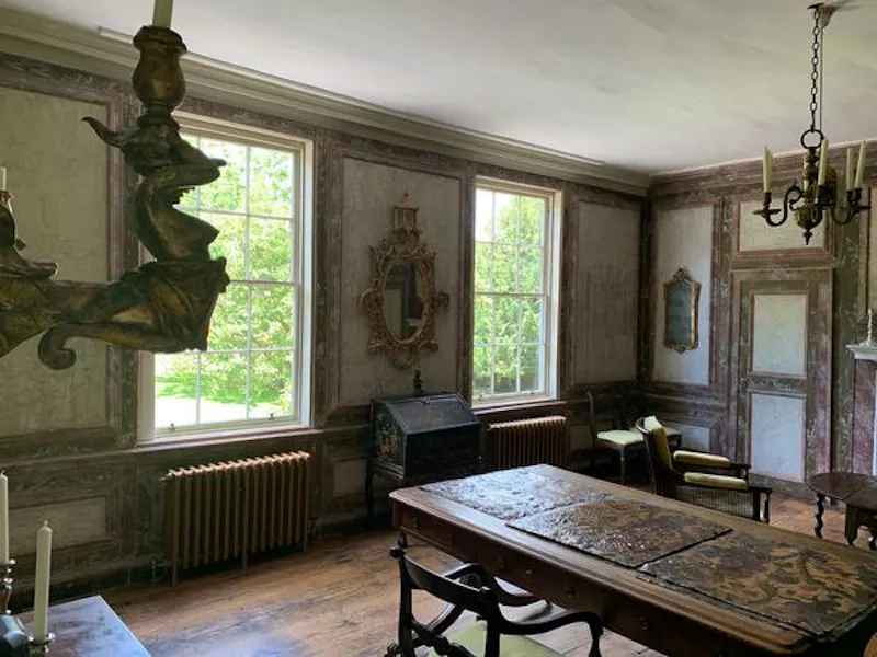 Historic Rochester townhouse, A1486 (photo 11)