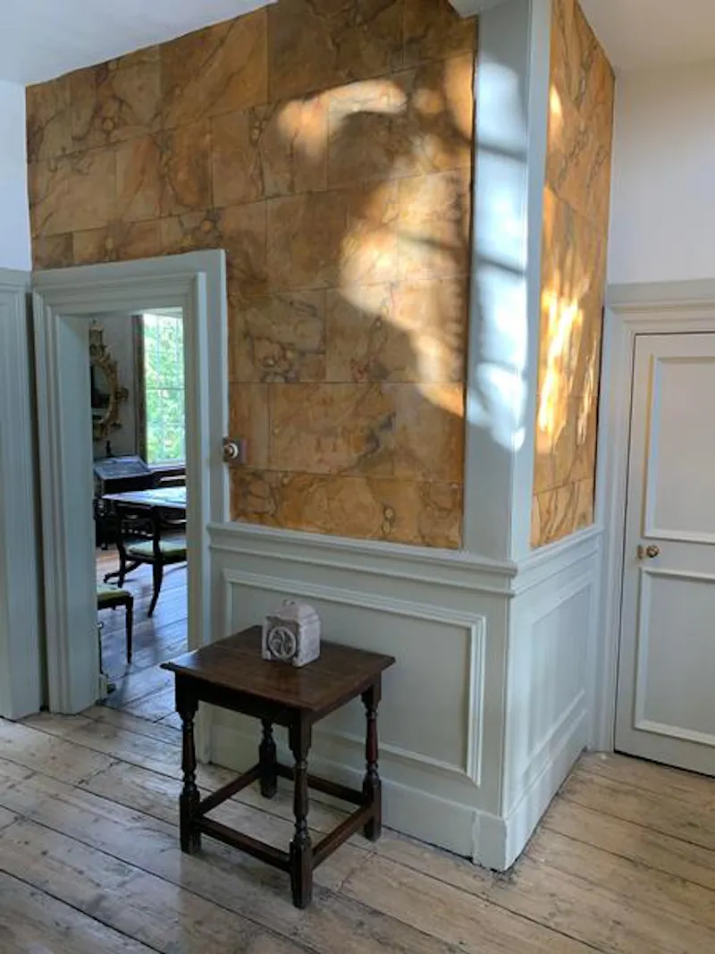 Historic Rochester townhouse, A1486 (photo 20)