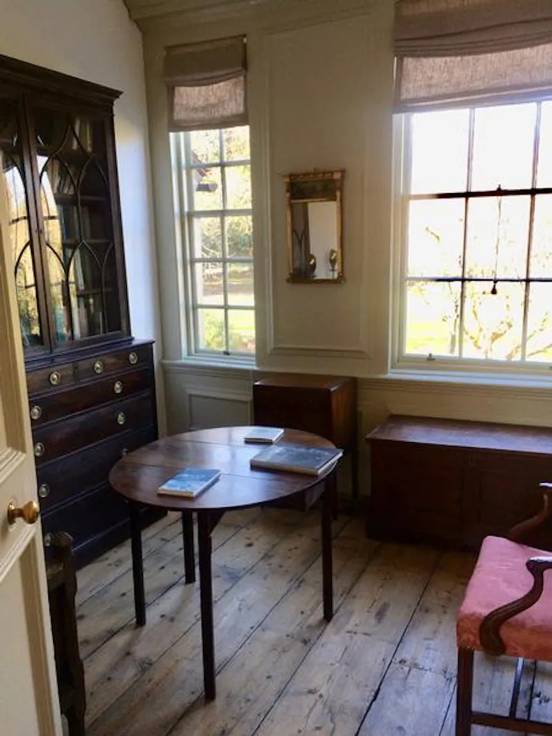 Historic Rochester townhouse, A1486 (photo 36)