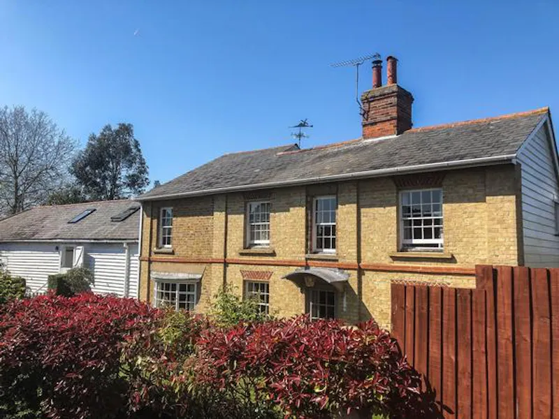 Modernised Georgian Essex house, A1487 (photo 1)