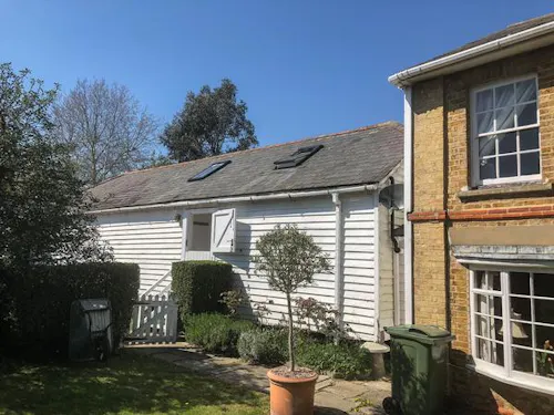 Modernised Georgian Essex house, A1487