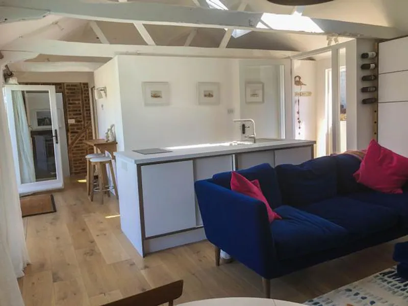 Modernised Georgian Essex house, A1487 (photo 6)