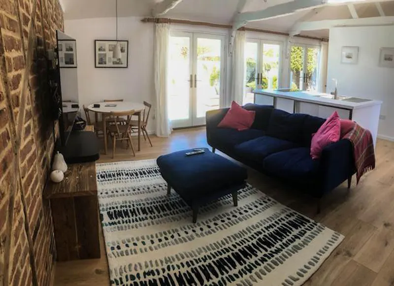 Living Room at Modernised Georgian Essex house, A1487 (photo 7)