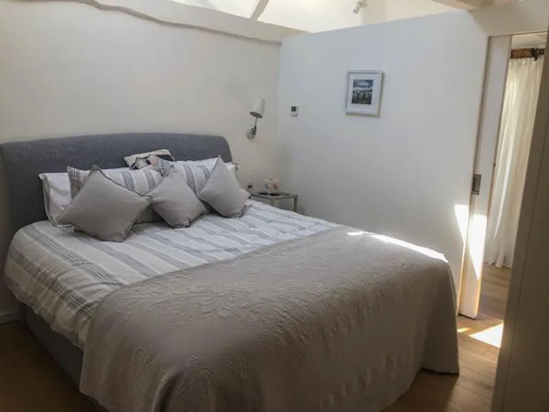 Bedroom at Modernised Georgian Essex house, A1487 (photo 15)
