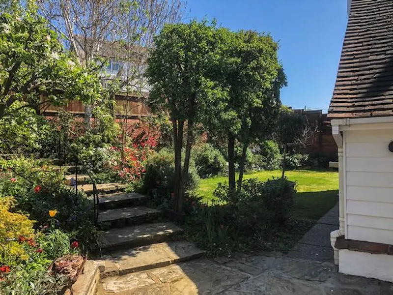 Garden at Modernised Georgian Essex house, A1487 (photo 44)