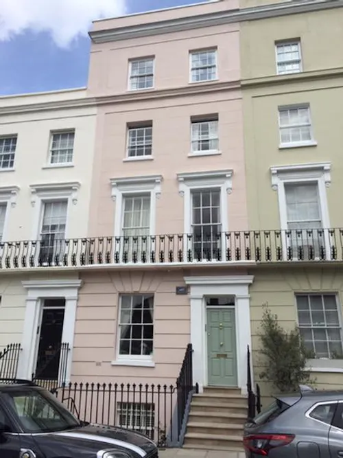 Pink Holland Park townhouse, A1489