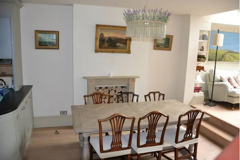 Dining room at Pink Holland Park townhouse, A1489 (photo 5)