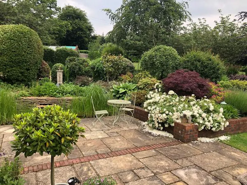 Arts & Crafts in Farnham, D2407 (photo 35)