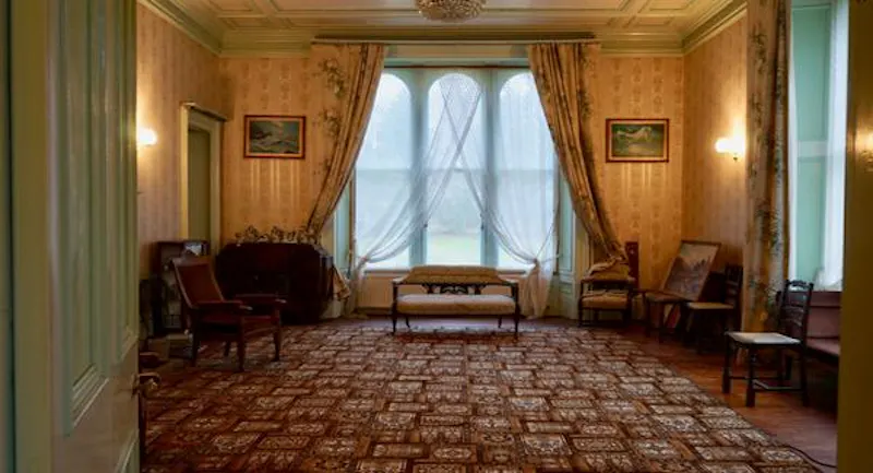 Neo-Gothic mansion in Forres, G304 (photo 7)