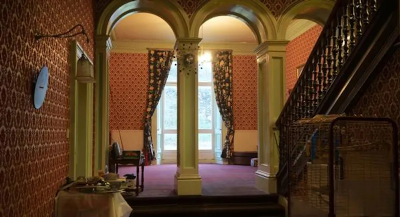 Entrance hall at Neo-Gothic mansion in Forres, G304 (photo 17)