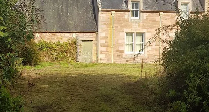 Neo-Gothic mansion in Forres, G304 (photo 30)