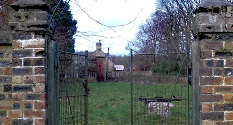Neo-Gothic mansion in Forres, G304 (photo 36)
