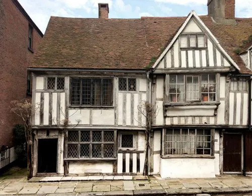 Authentic Tudor Hastings house, M322