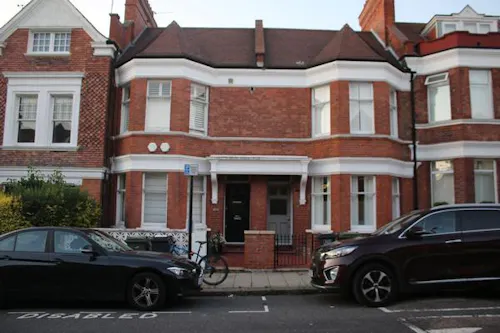 Double fronted Streatham home, B1856