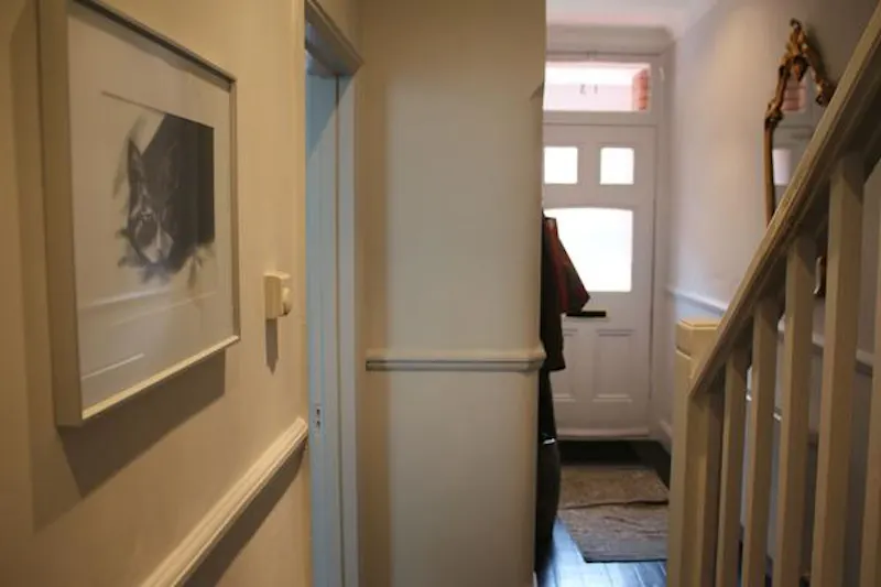 Entrance hall at Double fronted Streatham home, B1856 (photo 2)