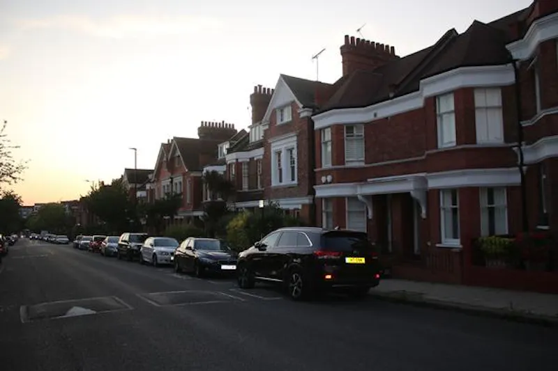 Double fronted Streatham home, B1856 (photo 33)