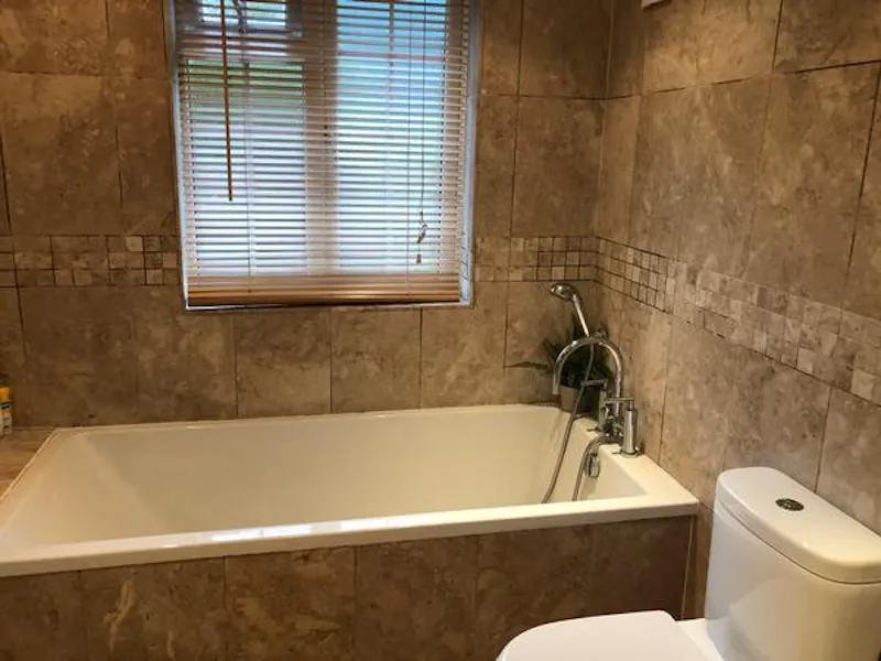 Bathroom at Terraced new build in Kentish Town, D2412 (photo 13)