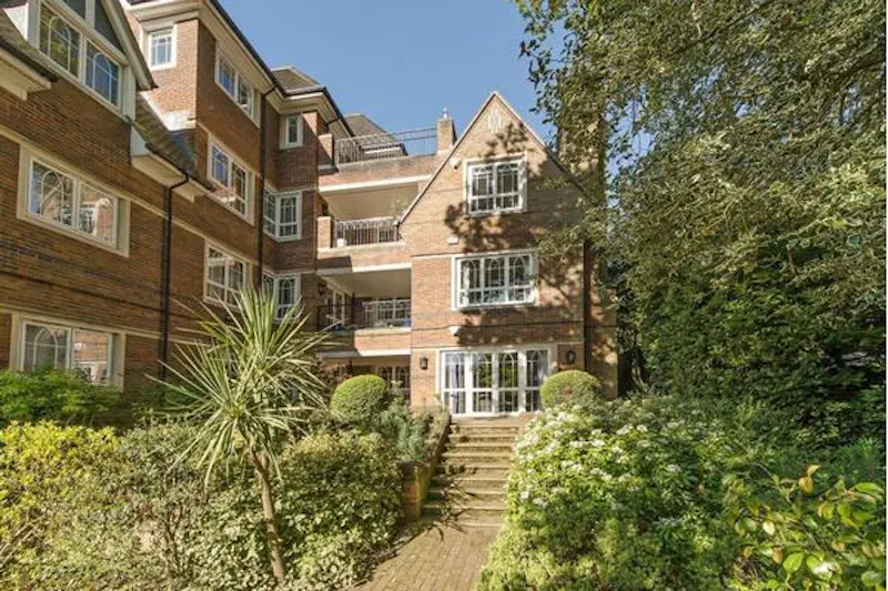 Luxury apartment in Wimbledon, F1182 (photo 1)