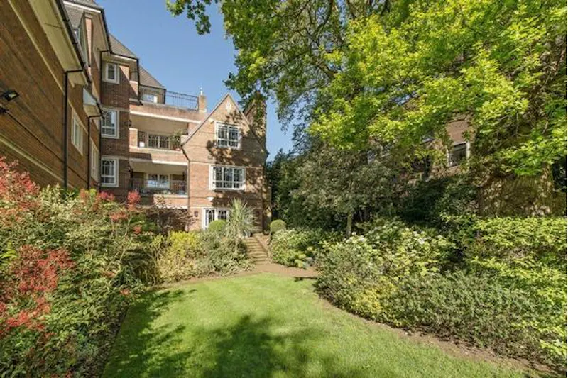 Luxury apartment in Wimbledon, F1182 (photo 17)