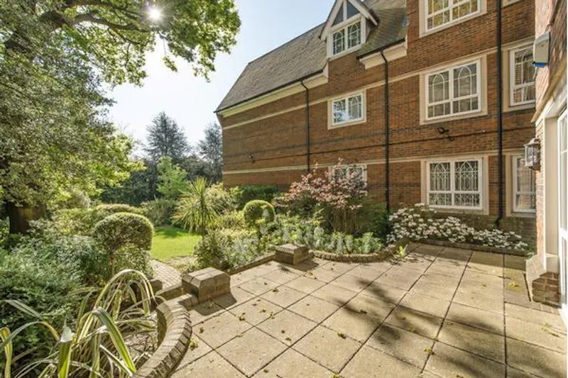 Terrace/Patio at Luxury apartment in Wimbledon, F1182 (photo 19)