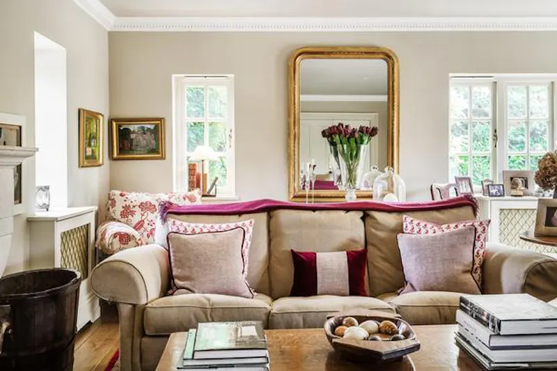 Suburban farmhouse in Surrey, D2413 (photo 9)