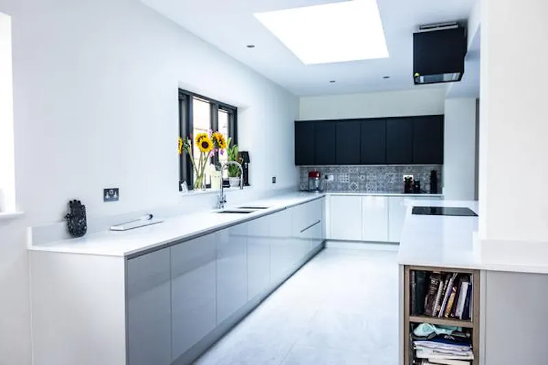 Ultra modern Windsor house, D2414 (photo 4)