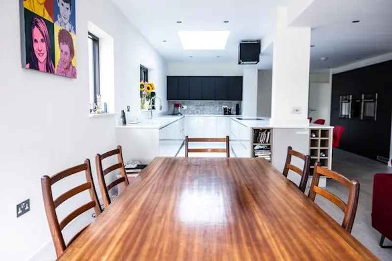 Ultra modern Windsor house, D2414 (photo 11)