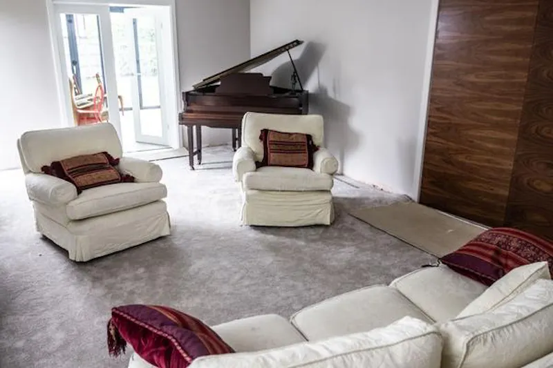 Ultra modern Windsor house, D2414 (photo 16)