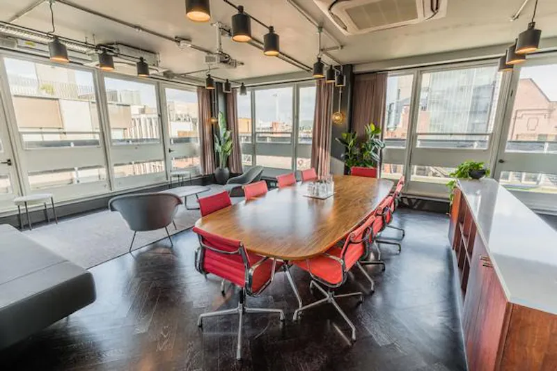 Boardroom at Fitzrovia private meeting room, T170 (photo 1)