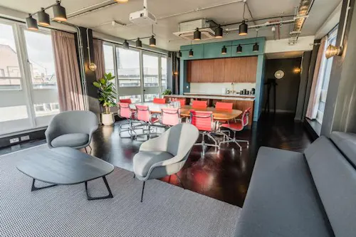 Fitzrovia private meeting room, T170