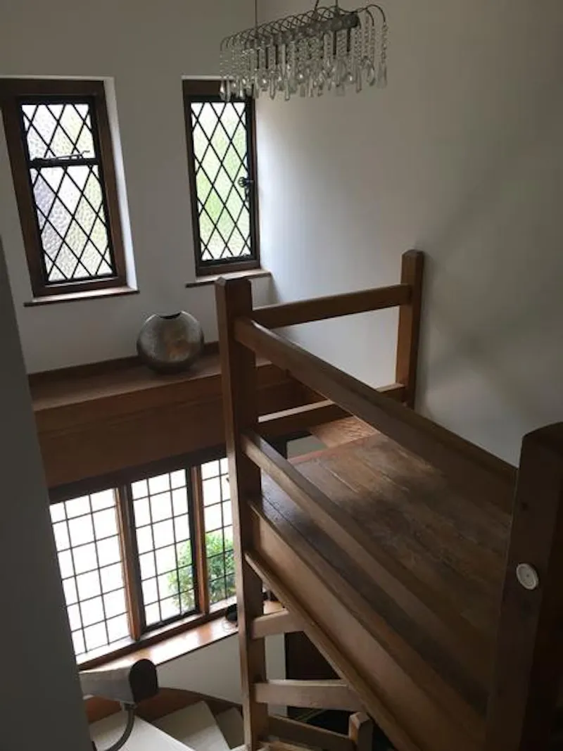 Surrey Tudor style home, M324 (photo 13)