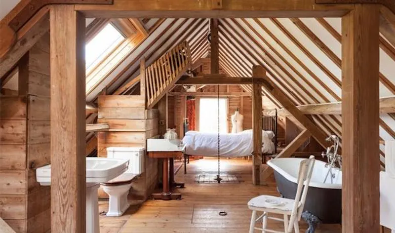 Bath at Rustic Haywards Heath mill, A1492 (photo 8)