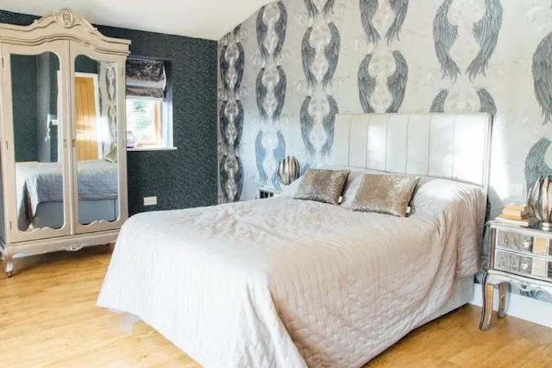 Bedroom at Large timber-clad detached Herts home, D2416 (photo 6)