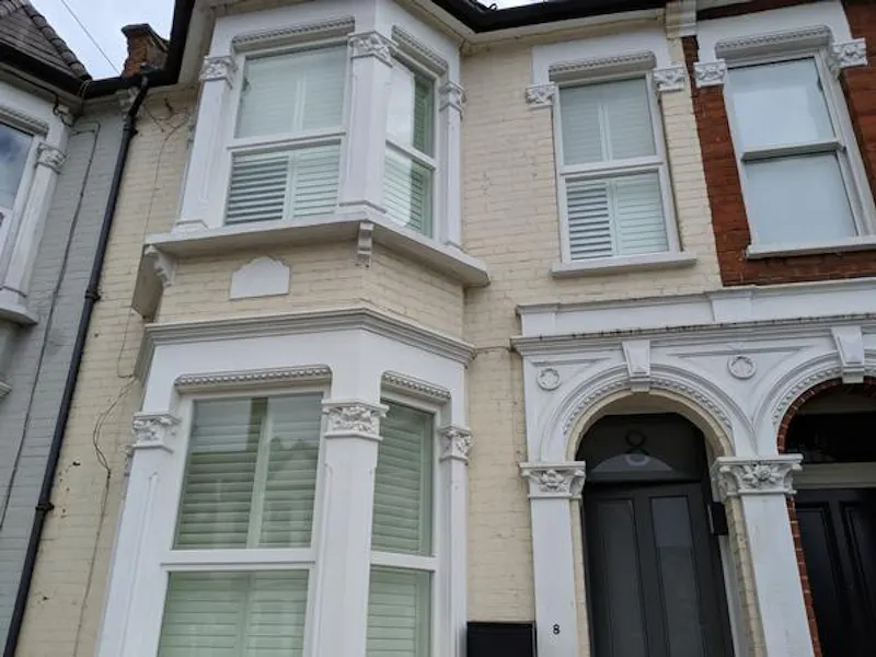 Turnpike Lane home, B1859 (photo 1)