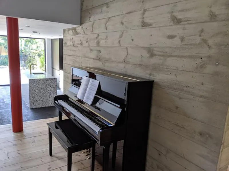 Piano at Turnpike Lane home, B1859 (photo 10)