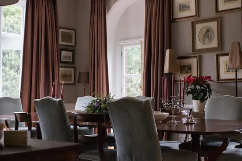 Dining room at Film location E467 in Cambridgeshire (photo 7)