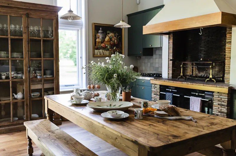 Kitchen at Film location E467 in Cambridgeshire (photo 8)