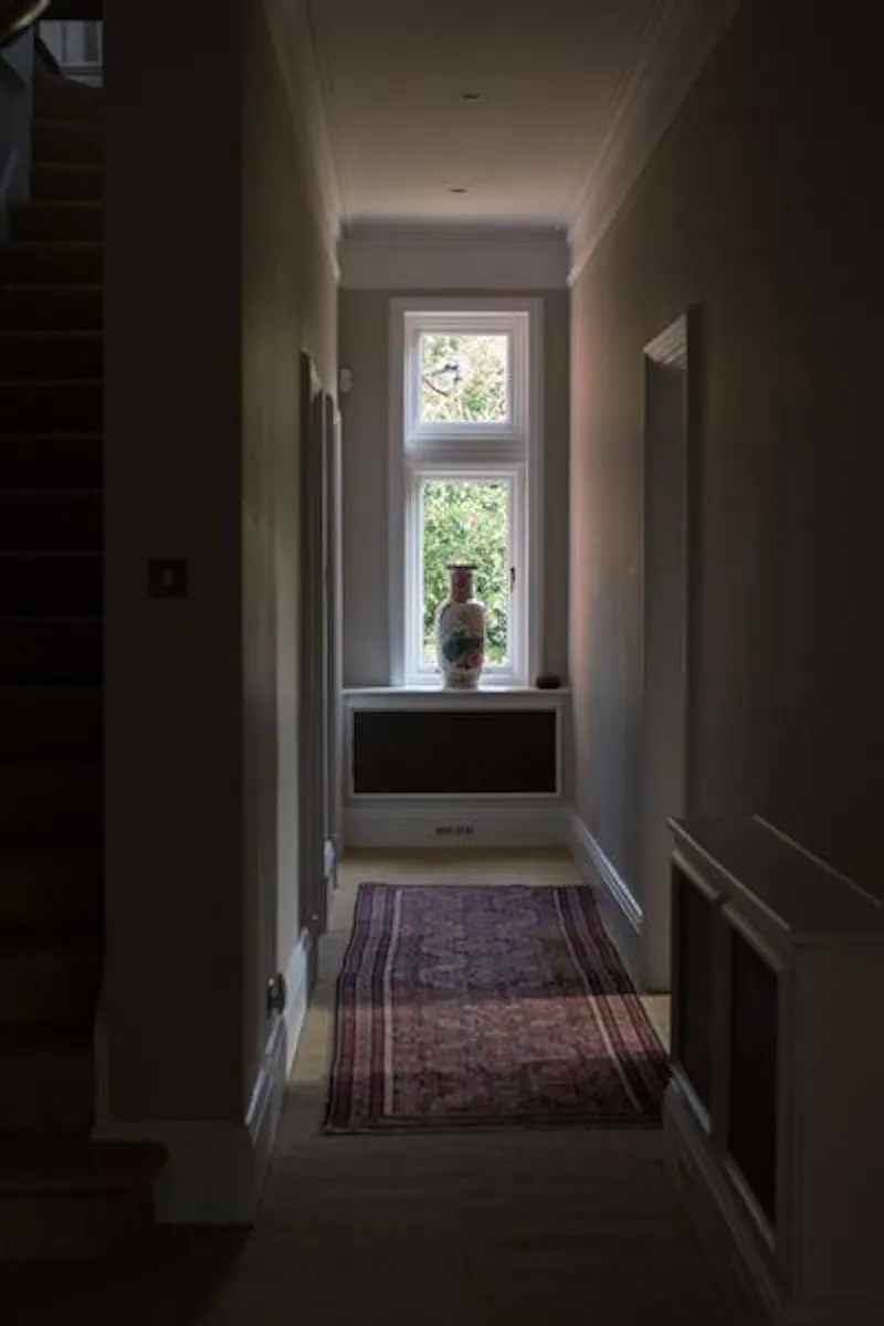 Corridor at Film location E467 in Cambridgeshire (photo 10)
