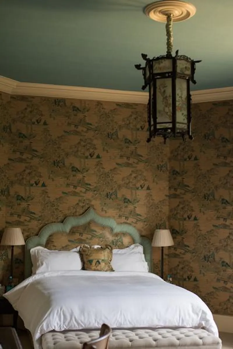 Bedroom at Film location E467 in Cambridgeshire (photo 12)