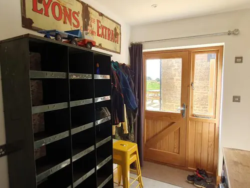 Banbury modern barn home, L694