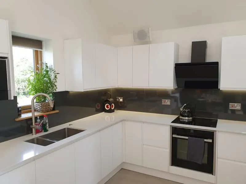 Banbury modern barn home, L694 (photo 10)