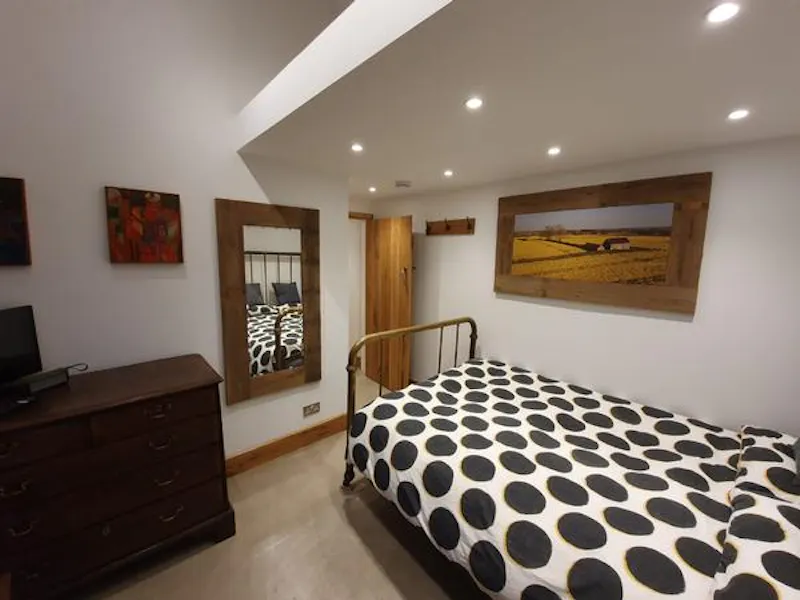 Banbury modern barn home, L694 (photo 17)