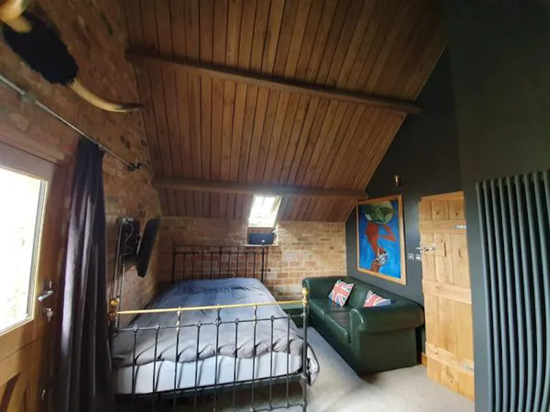 Bedroom at Banbury modern barn home, L694 (photo 19)
