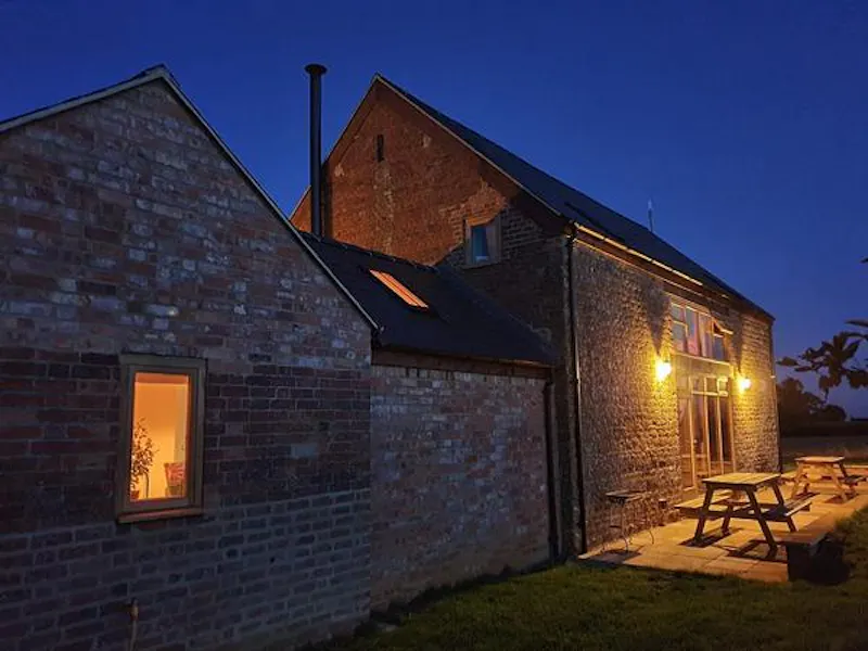 Banbury modern barn home, L694 (photo 26)