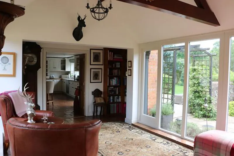 Classic Berkhamstead farmhouse, A1493 (photo 8)