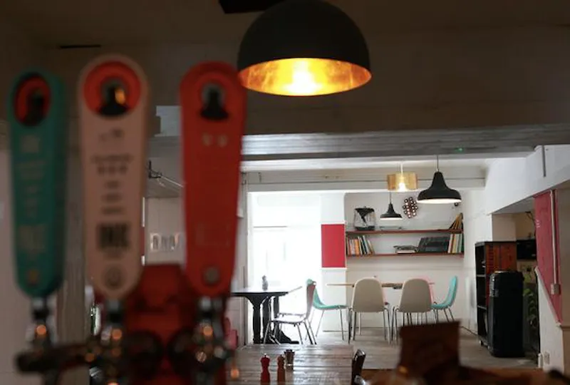 Highgate cafe/bar, R826 (photo 7)