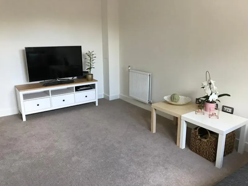 New build Dagenham house, D2418 (photo 6)